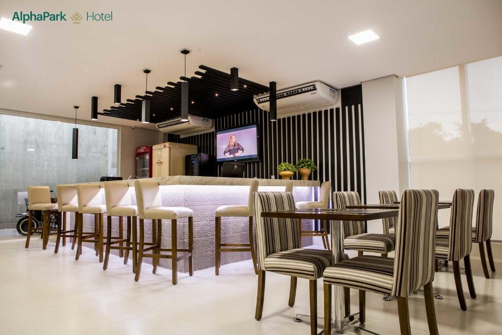 Alphapark Hotel Goiânia Zewnętrze zdjęcie